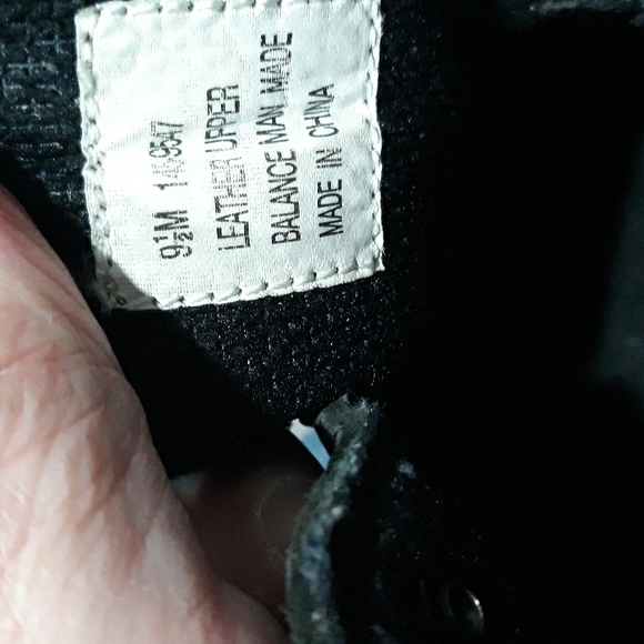 White Mountain black leather hiking boots. Size 9.5 - Picture 2 of 12